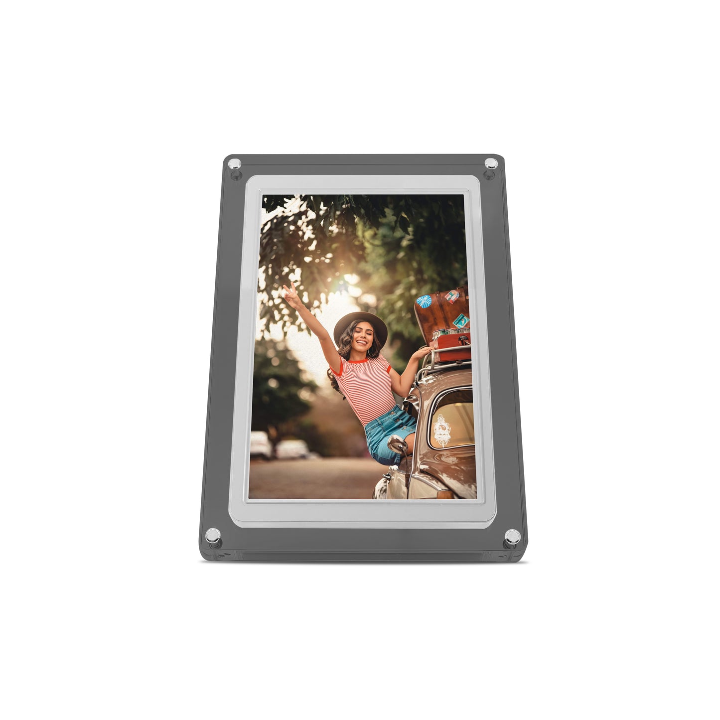 MNDPF101CLR 10.1" Smart Photo Frame with Frameo (White/Smoke)